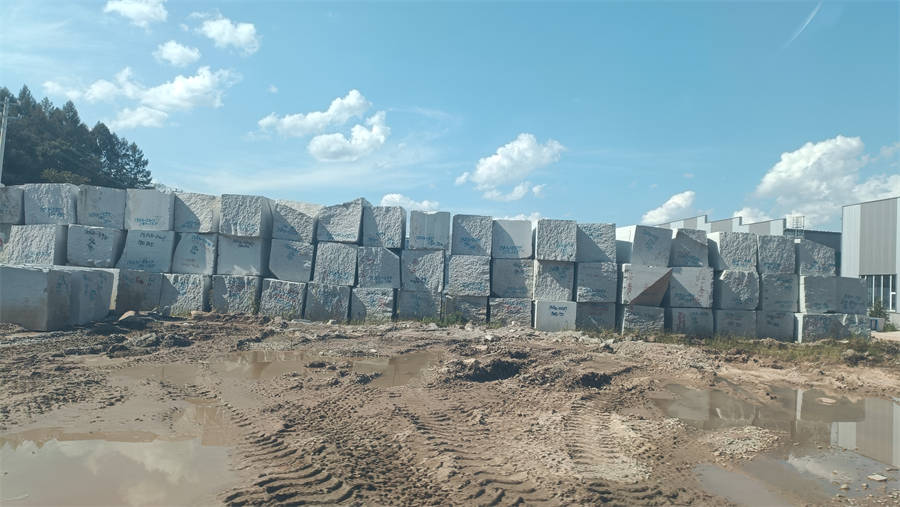 JILIN WHITE GRANITE block yard JILIN WHITE GRANITE block yard